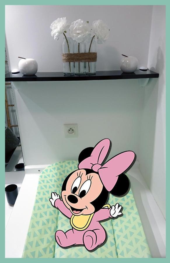 Apartment Avec Salle De Jeux Privee,10min De Transport En Commun 6 Couchages